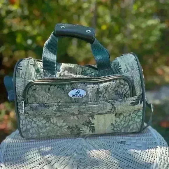 IMPULS luggage carry on toiletry bag. Tapestry. Vintage. - Picture 6 of 13
